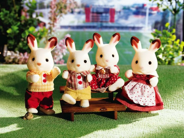 Calico Critters - Hopscotch Rabbit Family