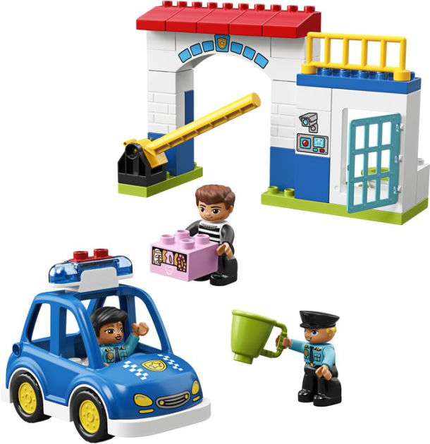 LEGO Town Police Station 10902 (Retiring Soon) LEGO Systems, Inc. | Barnes & Noble®