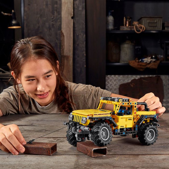 LEGO® Technic Jeep® Wrangler 42122 (Retiring Soon)
