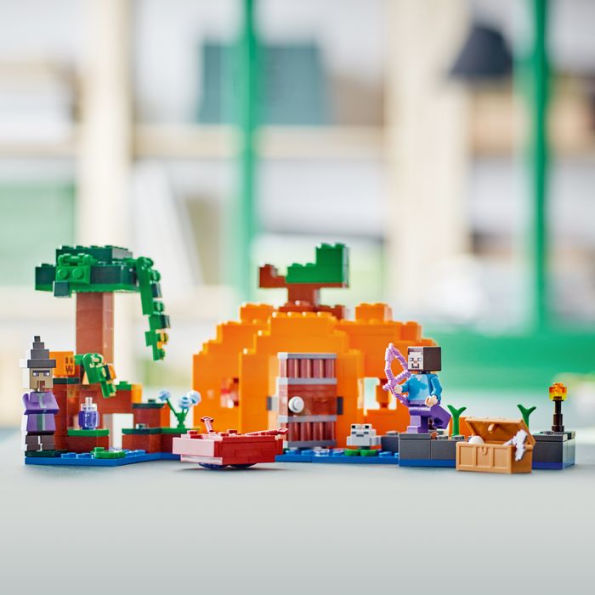 LEGO Minecraft The Pumpkin Farm 21248