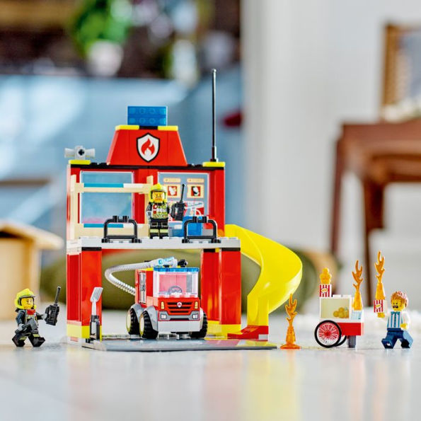 LEGO City Fire Station and Fire Truck 60375