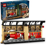 Alternative view 1 of LEGO Harry Potter Book Nook: Hogwarts Express 76450