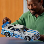 Alternative view 4 of LEGO Technic 2 Fast 2 Furious Nissan Skyline GT-R (R34) Car 42210