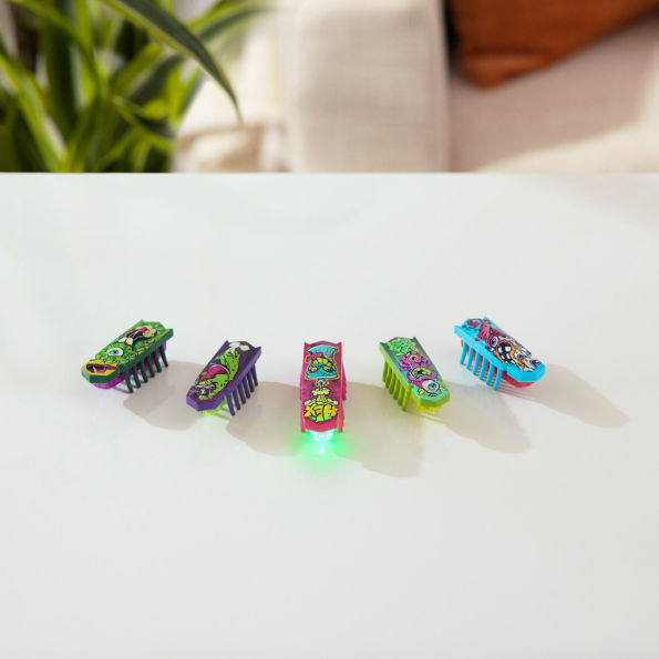 Hexbugs BOTS Nano 5 Pack, 4 Nano Bugs with Bonus Flash Nano, Sensory Toys for Kids & Cats with Vibration Technology, Insect Toys & Mini Robot Toy for Kids Ages 3 & Up