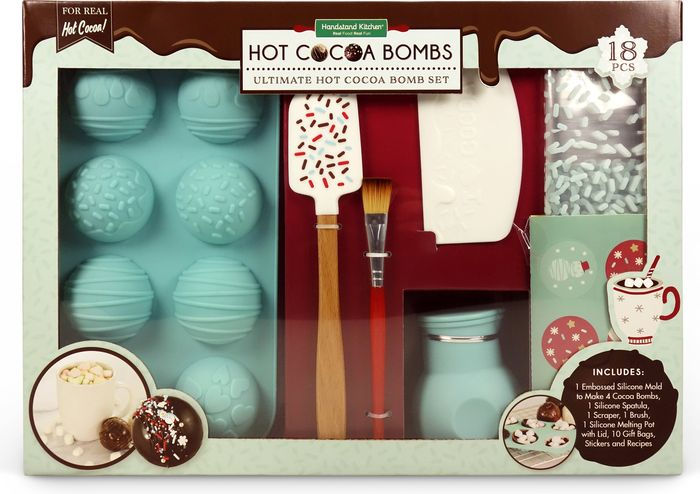 The Ultimate Family Hot Cocoa Travel Kit 