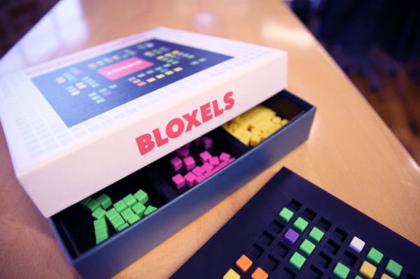 Bloxels Build Your Own Video