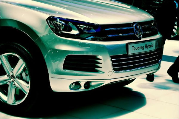 Hybrid Cars VS. Plug-in Hybrid, Conventional, and Electric Cars