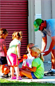 FAMILY ORGINIZATION: Tips to Help the Family Stay Organized and Productive!