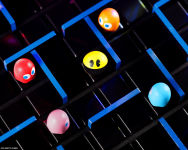 Alternative view 2 of Quoridor Pac-Man by Mirko Marchesi