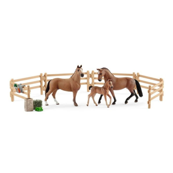 Schleich Hanoverian Family in the pasture