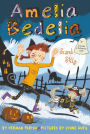 Amelia Bedelia Scared Silly (Amelia Bedelia Holiday Chapter Book #2)