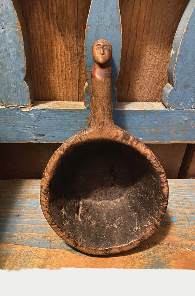 A Dedication to Beauty: An Antiquarian's Life with Antiques and Old Houses
