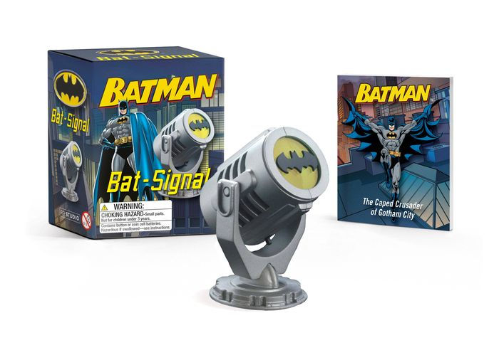 Batman Bat Signal and Paperback Book Kid's Mega Mini Kit Comic Paperback  Gift