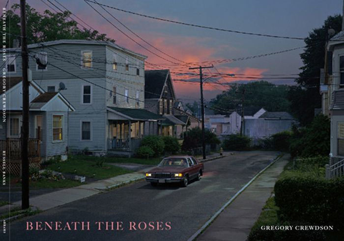 「Beneath the Roses」 / Gregory Crewdson Gregory Crewdson: Beneath the Roses, Beverly Hills, May 21