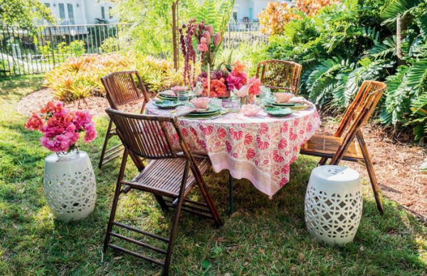 A Loving Table: Creating Memorable Gatherings