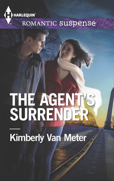 The Agent's Surrender (Harlequin Romantic Suspense Series #1821)