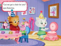 Alternative view 4 of Friends Help Each Other: Ready-to-Read Pre-Level 1