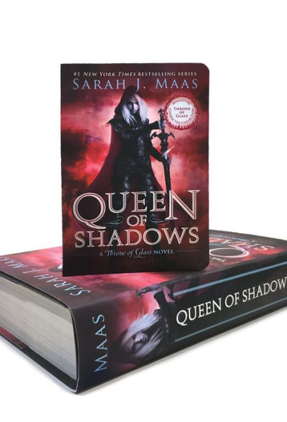 Queen of Shadows (Miniature Character Collection) (Throne of Glass Series #4)