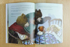 Alternative view 5 of Goldilocks