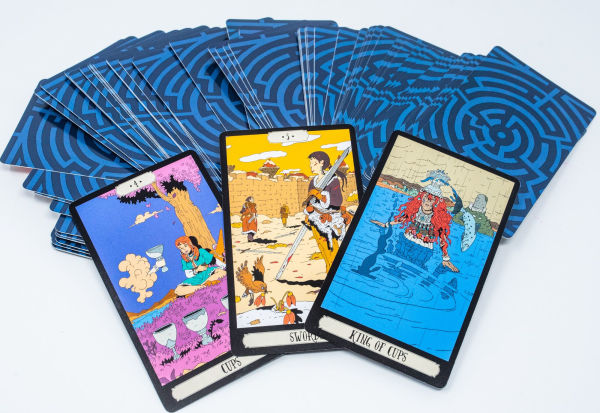 Ask The Witch Tarot: Tarot Wisdom from a Timeless Coven (78 Cards and Guidebook)