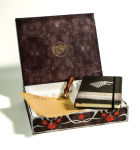 Alternative view 4 of Game of Thrones: House Stark Deluxe Stationery Set