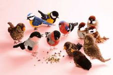 Alternative view 3 of Pom-Pom Birds: Craft an Artisan Yarn Flock