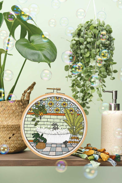 Embroidered Interiors: Stitch 11 Charming Spaces; Skill-Building Techniques