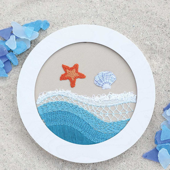 Embroidery Sampler Collective: 18 Designs, 75+ Stitches, 12 Artists, Endless Inspiration