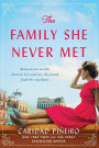 The Family She Never Met: A Novel
