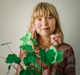 Alternative view 4 of Kew Book of Paper Gardens, The: 50 botanical paper projects to make