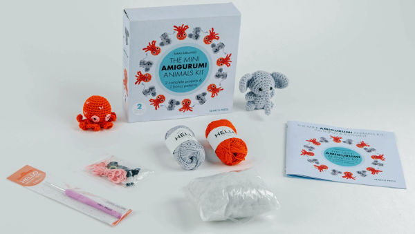 Mini Amigurumi Animals Kit: 2 complete projects & 2 bonus patterns