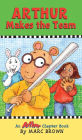 Arthur Makes the Team (Arthur Chapter Book #3)