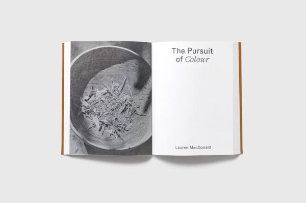 In Pursuit of Color: From Fungi to Fossil Fuels: Uncovering the Origins of the World's Most Famous Dyes