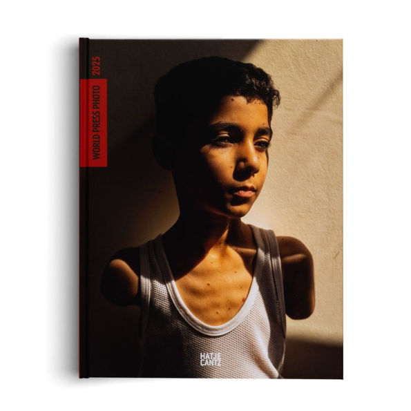 World Press Photo Yearbook 2025: English Edition