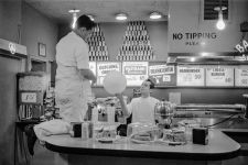 Alternative view 5 of Tod Papageorge: War & Peace in New York: Photographs 1966-1970