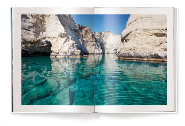 The Cyclades: Greek Island Paradise
