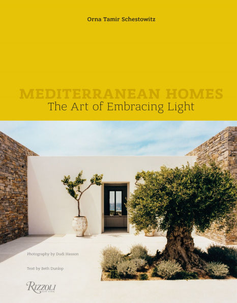 Mediterranean Homes: The Art of Embracing Light