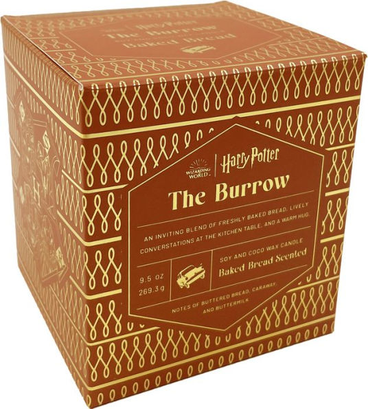 Harry Potter: The Burrow Scented Candle [Barnes and Noble Exclusive]