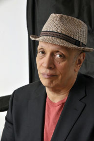 Walter Mosley celebrates BEEN WRONG SO LONG IT FEELS LIKE RIGHT #BNMiddayMystery