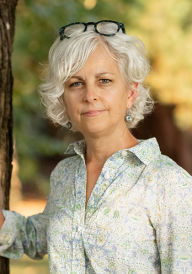 Kate DiCamillo discusses & signs ORRIS AND TIMBLE: THE BEGINNING, the first book in a warm and funny early-reader trilogy