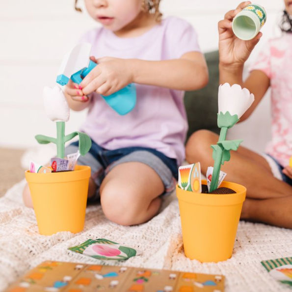 Melissa & Doug Flower Gardening Play Set