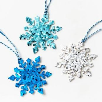 Glitter Snowflake Hang Tags S/10