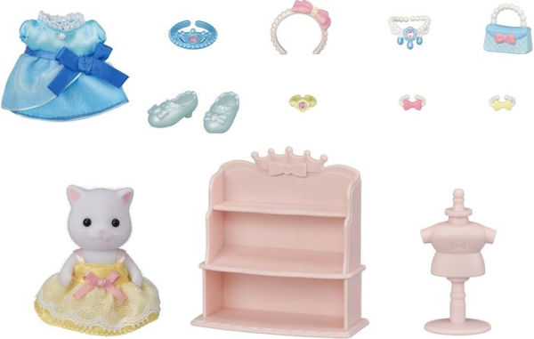 Calico Critters Princess Dress Up Set, Dollhouse Playset with Figure and Accessories