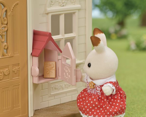 Calico Critters Red Roof Cozy Cottage, Dollhouse Playset with Figure, Furniture and Accessories