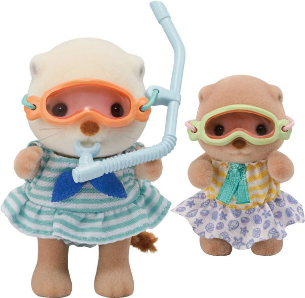 Calico Critters Sea Otter Sisters Splashy Snorkel Set, Dollhouse Playset with 2 Figures and Accessories