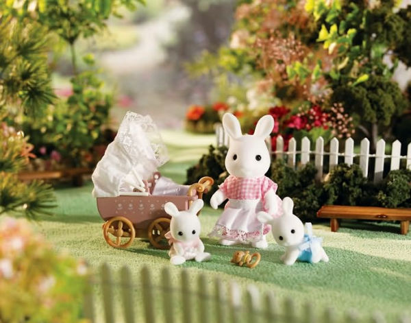 Calico Critters - Connor & Kerri's Carriage Ride