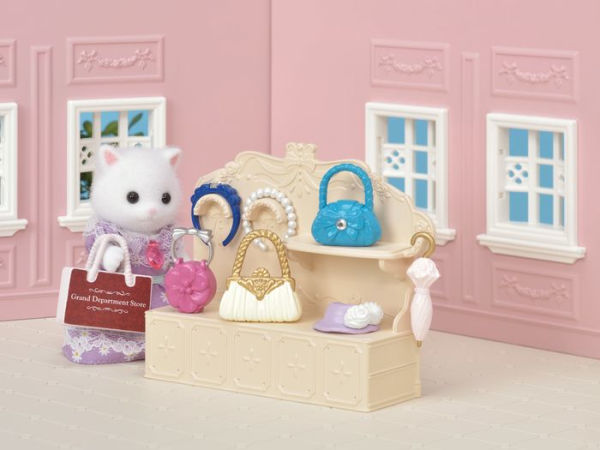 Calico Critters Fashion Showcase Set