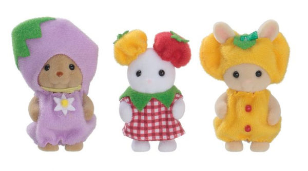 Calico Critters Veggie Babies, Limited Edition Playset with 3 Collectible Figures and Costume Accessories