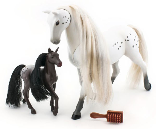 ROYAL BREEDS - KISS 'N NUZZLE