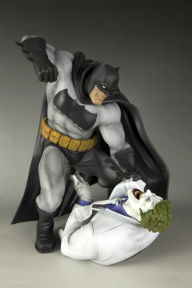 Title: Batman ArtFX Statue Hunt the Dark Knight